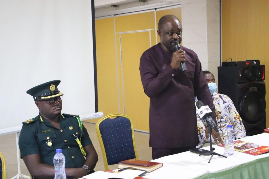  Albert Kassim Diwura, the Deputy Chief Executive Officer, Human Resource Administration, GEPA, launching the one-week export school in Kumasi. Those with him on the dais include, Assistant Commissioner Immigration(ACI), Constant Boateng(seated left), Deputy Ashanti Regional Commander.